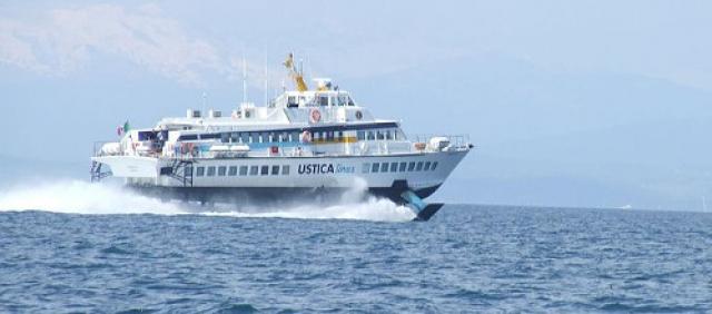 Traghetto Ustica Lines Pantelleria